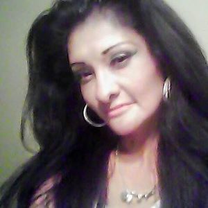 Meet your Posher, Leticia